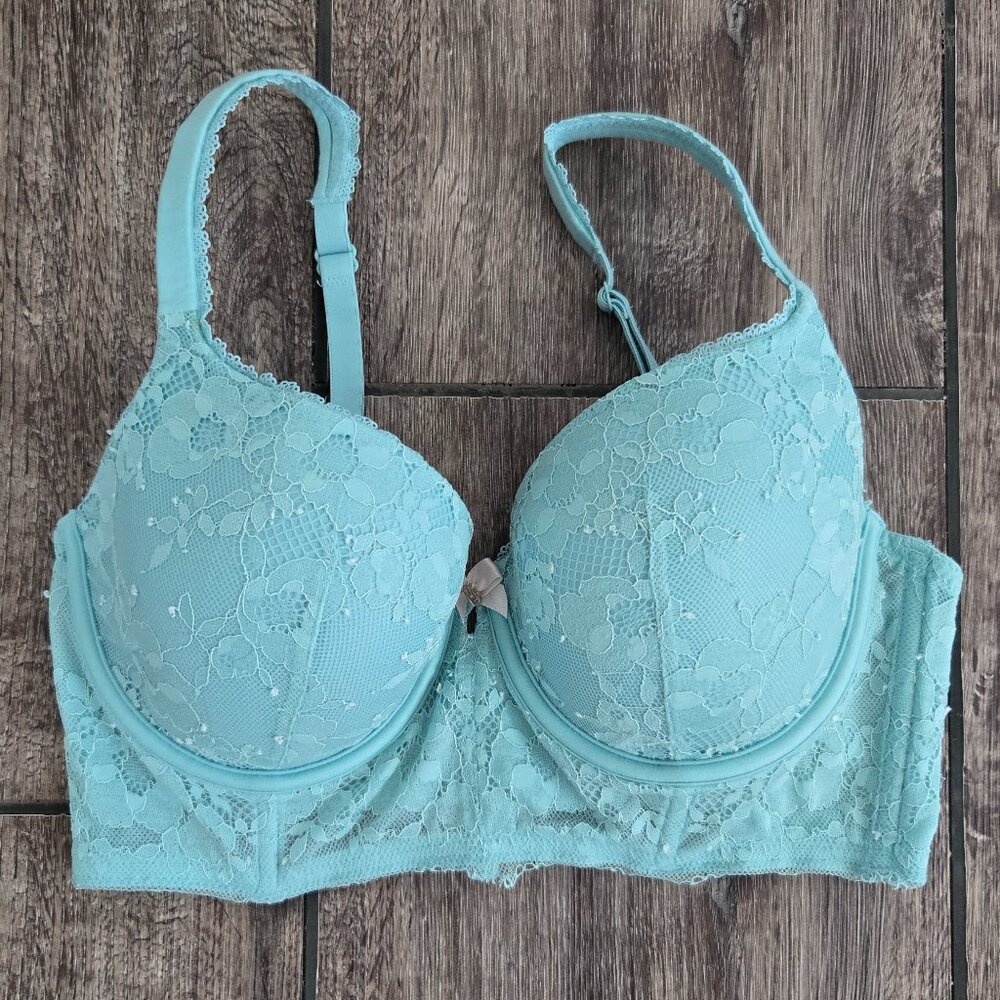 Victoria’s Secret Body Light Blue Lace Lined Demi Bra Size 32DD